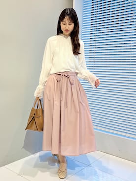 「couture brooch（クチュールブローチ）の【通勤・着映え】レースカフス ピコシャーリング バックリボンブラウス（シャツ/ブラウス、ホワイト系）」を使った、habaさん（レディース・155cm）の春コーディネート