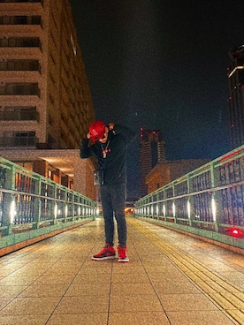 「Supreme （シュプリーム）のアイテム（パーカー）」を使った、soushi1009さん（メンズ・170cm）の秋コーディネート