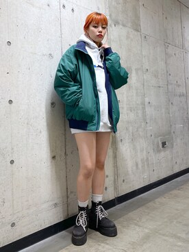 「エクストララージ」｜「アイテム（ナイロンジャケット）」を使った、竹市咲来さん（レディース・167cm）の秋コーディネート