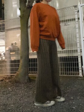 「GU（ジーユー）のアイテム（トップス、オレンジ系）」を使った、Hozu🧸さん（レディース）の秋コーディネート