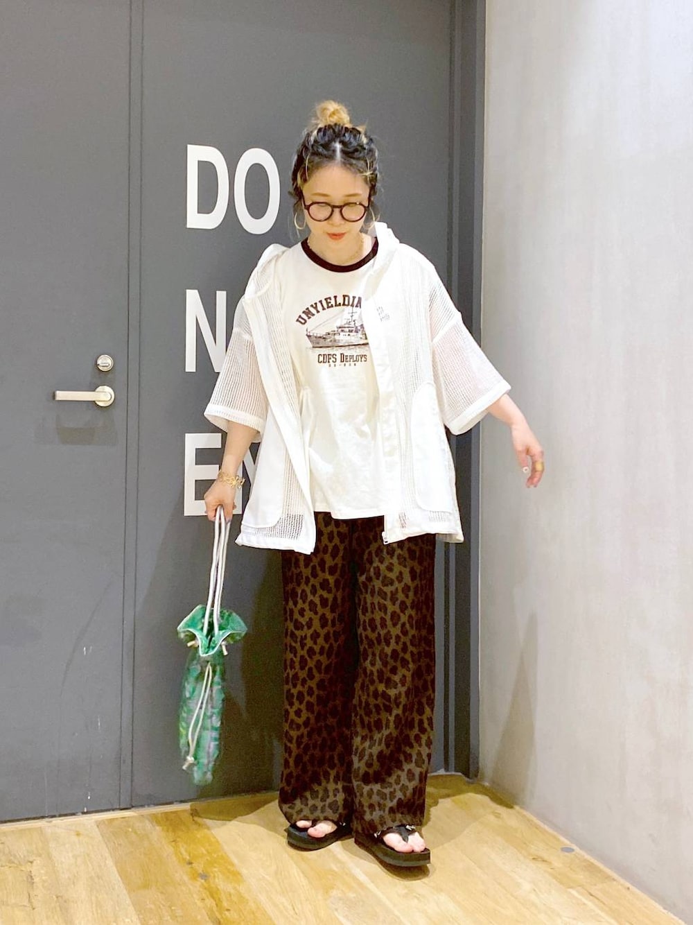 MODE NORM CORE】メッシュルーズパーカーを使った人気ファッション