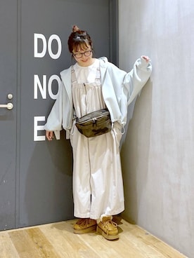 「アイテム（ボディバッグ/ウエストポーチ）」を使った、おかでぃさん（レディース・157cm）の冬コーディネート