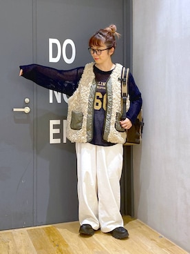 「アイテム（ベスト）」を使った、おかでぃさん（レディース・157cm・30代）の秋コーディネート