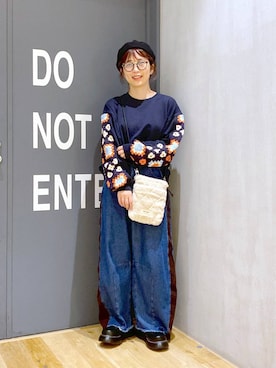 「niko and...（ニコアンド）のコンビボストン調光サングラス（サングラス）」を使った、おかでぃさん（レディース・157cm・30代）の秋コーディネート