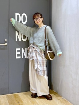 「niko and...（ニコアンド）のオリジナルサイドゴアブーツ（ブーツ）」を使った、おかでぃさん（レディース・157cm）の秋コーディネート
