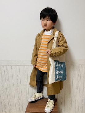 「アイテム（デニムパンツ、ブラック系）」を使った、yayaさん（キッズ・110cm）の春コーディネート