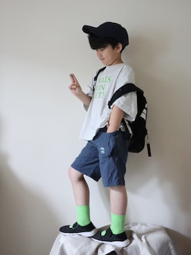 「devirock（デビロック）のアイテム（サンダル）」を使った、yayaさん（キッズ・121cm）の春コーディネート