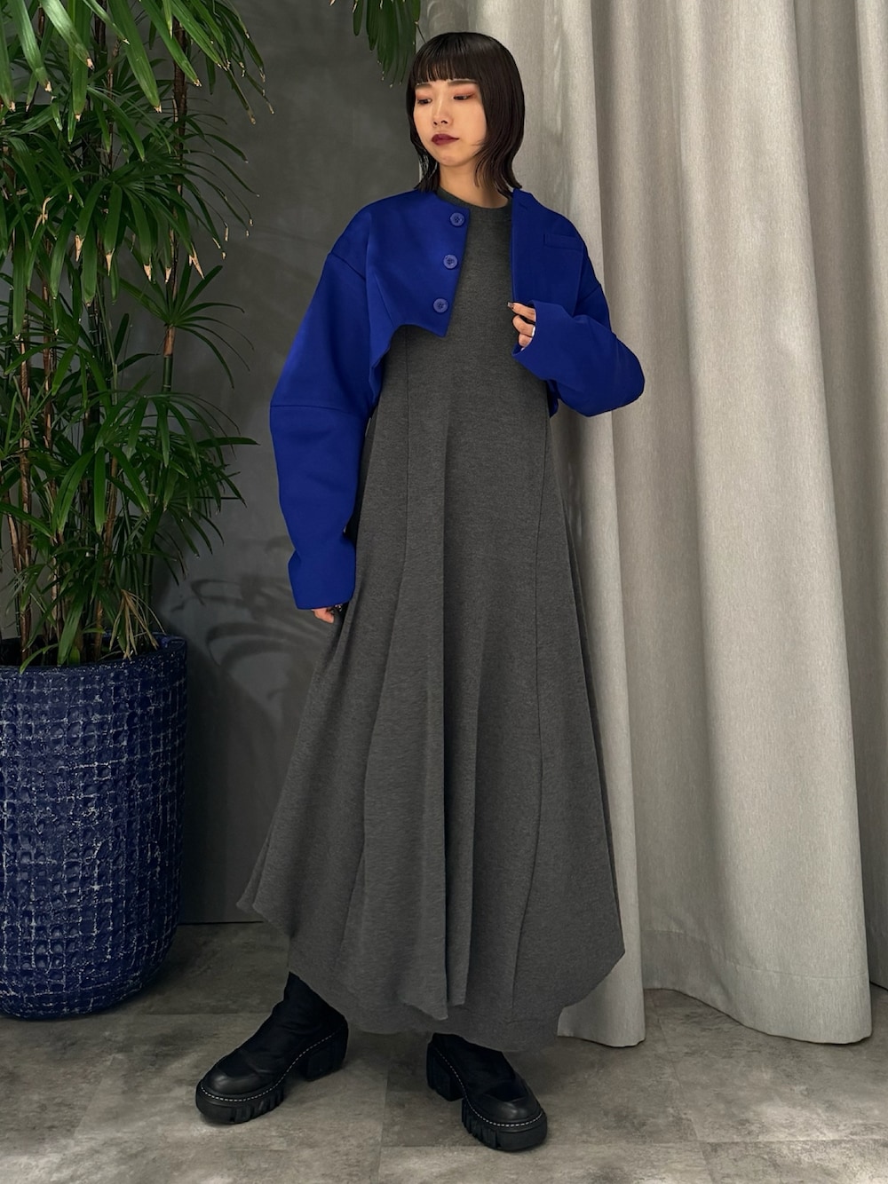 UN3D.（アンスリード）の「IRREGULAR HEM SHORT JK / イ