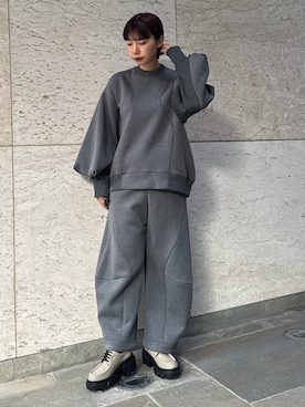 「アイテム（Tシャツ/カットソー）」を使った、YURIKAさん（レディース・167cm）の秋コーディネート