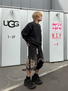 「アイテム（デニムパンツ、ベージュ系）」を使った、おのでさん（メンズ・168cm）の秋コーディネート