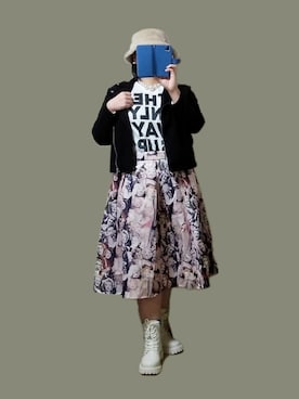 「大きいサイズ」｜「アイテム（ライダースジャケット）」を使った、naginagiさん（レディース・165cm）の春コーディネート