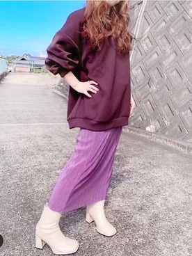 「フォロバ」｜「アイテム（スウェット）」を使った、Gini   Akiさん（レディース・153cm）の秋コーディネート