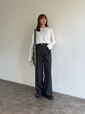 「アイテム（スラックス）」を使った、asuka さん（レディース・165cm・20代）の夏コーディネート