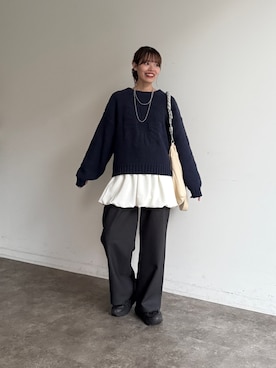 「アイテム（スラックス）」を使った、asuka さん（レディース・165cm）の秋コーディネート