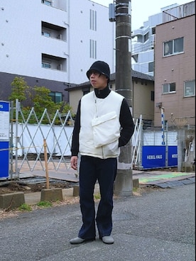 「アイテム（ダウンベスト、ホワイト系）」を使った、おっさんさん（メンズ・174cm）の春コーディネート