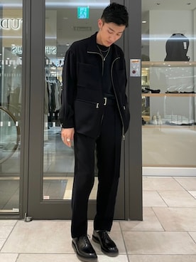 「CULLNI（クルニ）のアイテム（パンツ）」を使った、STUDIOUS MENSさん（メンズ・172cm）の秋コーディネート