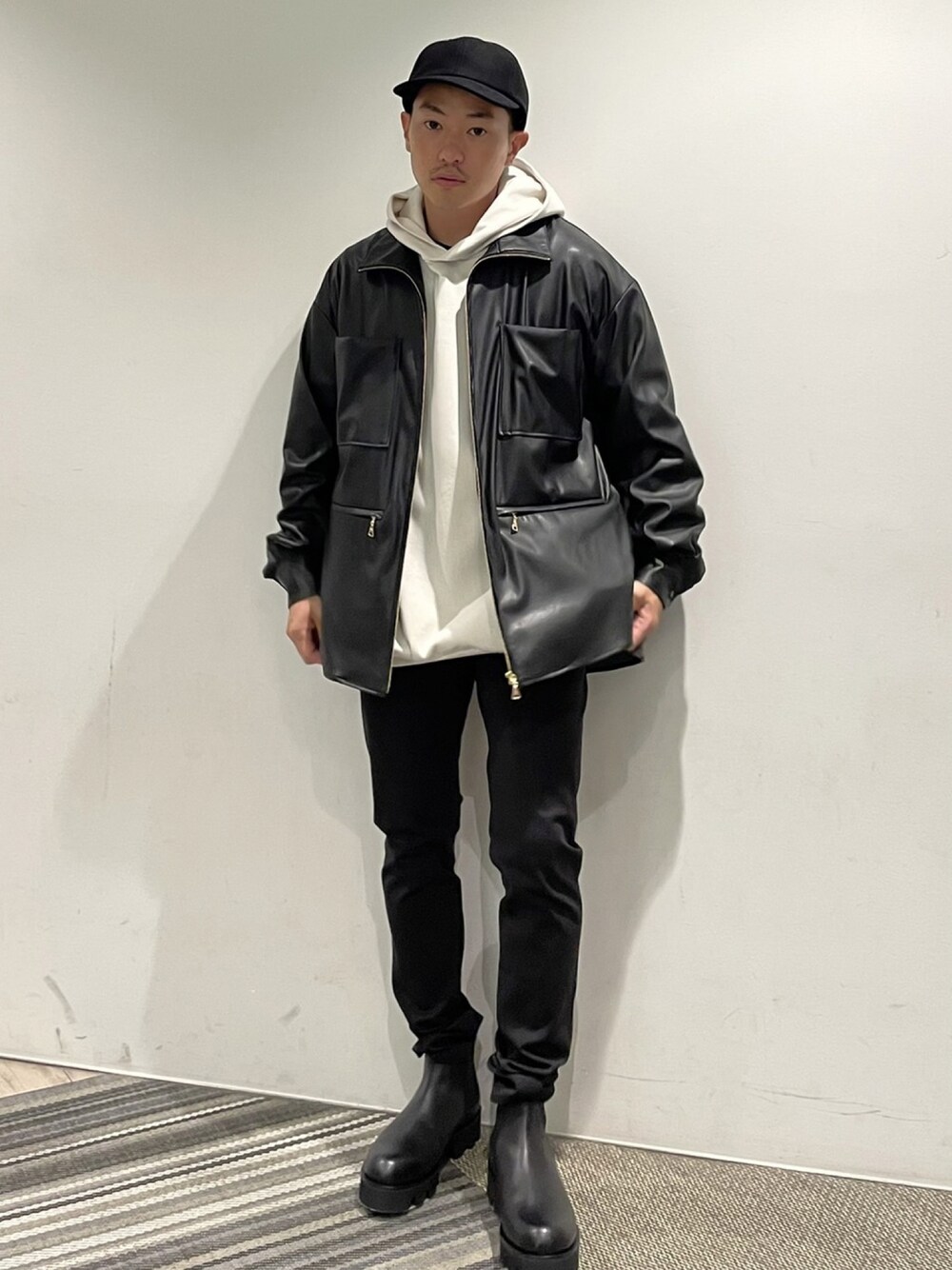 「PADRONEのSIDE GORE BOOTS with Chunky Sole / PU8054-1140-22C（ブーツ、ブラック系）」を使った、STUDIOUS MENSさん（メンズ・158cm）の秋コーディネートの1枚目の写真