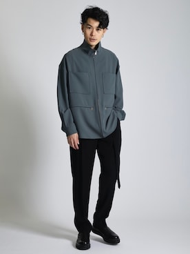 「CULLNI（クルニ）のアイテム（パンツ）」を使った、STUDIOUS MENSさん（メンズ・173cm）の秋コーディネート