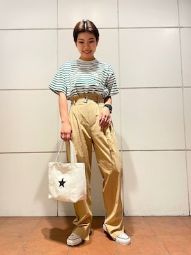 「CONVERSE TOKYO（コンバーストウキョウ）のPVCハンドルトート(S)（トートバッグ、ホワイト系）」を使った、Kiriさん（レディース・156cm）の夏コーディネート