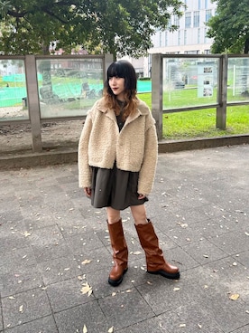 「KBF（ケイビーエフ）のカバーデザインロングブーツ（ブーツ）」を使った、たけださん（レディース・160cm）の秋コーディネート