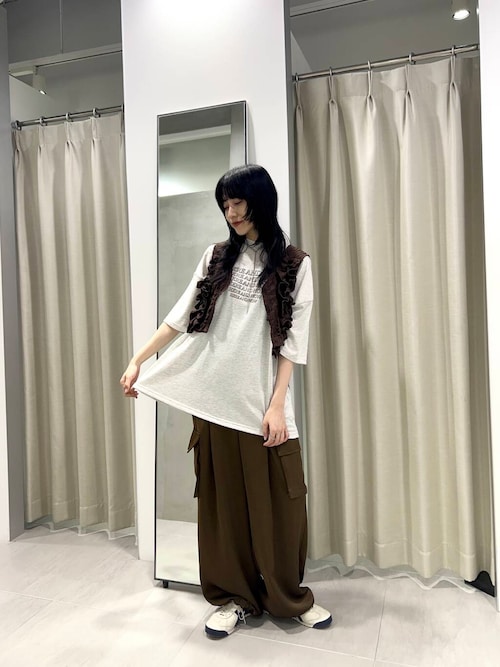 2WAYフリルノースリーブトップス