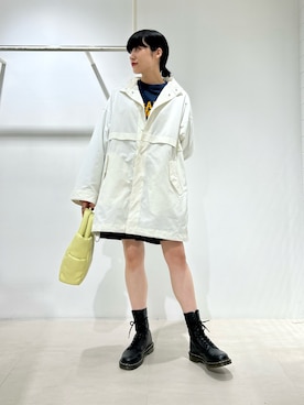 「アイテム（その他アウター、ホワイト系）」を使った、たけださん（レディース・160cm）の秋コーディネート