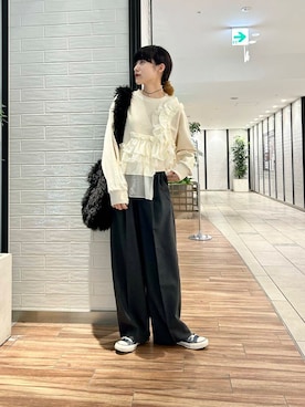 「KBF（ケイビーエフ）のフリルドッキングスウェット（スウェット）」を使った、たけださん（レディース・160cm）の秋コーディネート