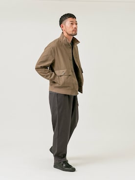 「アイテム（スラックス）」を使った、maatttssuさん（メンズ・173cm）の秋コーディネート