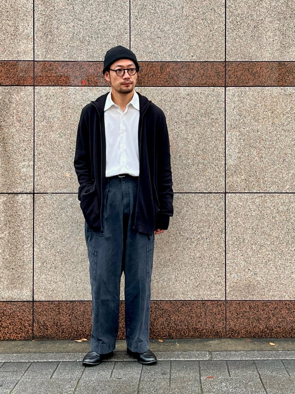 PRADA　プラダ　シャツ＆パンツ　2点セット　秋コーデ PRADAのシャツ/ブラウスを使った人気ファッションコーディネート