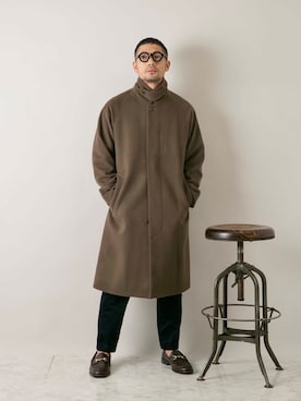 「アイテム（ステンカラーコート、グリーン系）」を使った、maatttssuさん（メンズ・173cm）の秋コーディネート