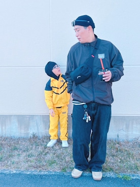 「Levi's（リーバイス）のアイテム（パンツ）」を使った、デレク　ヴィンヤードさん（メンズ・175cm）の春コーディネート