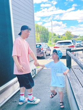 「アイテム（Tシャツ/カットソー）」を使った、デレク　ヴィンヤードさん（メンズ・175cm・40代）の夏コーディネート