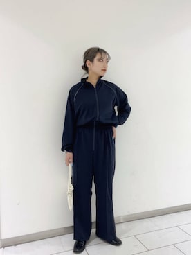 「アイテム（サロペット/オーバーオール、ブルー系）」を使った、たろさん（レディース・157cm）の秋コーディネート