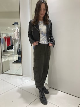 「アイテム（ライダースジャケット）」を使った、@asjmamiさん（レディース・158cm・40代）の春コーディネート