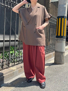 「アイテム（スラックス、レッド系）」を使った、W:Hukuさん（レディース・155cm）の秋コーディネート