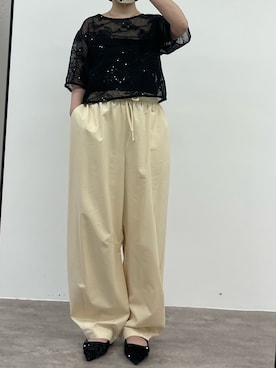 「W:Huku（フーク）の【W:Huku / スムースタッチコットン】イージーパンツ / Smooth Touch Cotton Easy Pants（その他パンツ、ベージュ系）」を使った、W:Hukuさん（レディース・159cm）の春コーディネート