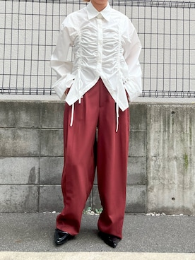 「アイテム（スラックス、レッド系）」を使った、W:Hukuさん（レディース・158cm）の秋コーディネート