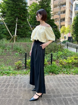 「AND COUTURE（アンドクチュール）の2WAYバルーンブラウス（シャツ/ブラウス、イエロー系）」を使った、AND COUTUREさん（レディース・165cm）の夏コーディネート