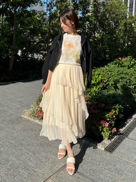 「AND COUTURE（アンドクチュール）のティアードプリーツスカート（スカート、ホワイト系）」を使った、AND COUTUREさん（レディース・165cm）の夏コーディネート