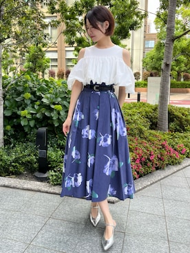 「AND COUTURE（アンドクチュール）のバルーンオフショルコンビプルオーバー（Tシャツ/カットソー、ホワイト系）」を使った、AND COUTUREさん（レディース・165cm）の夏コーディネート