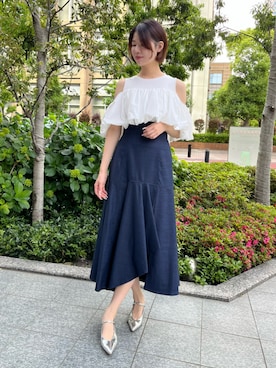 「AND COUTURE（アンドクチュール）のバルーンオフショルコンビプルオーバー（Tシャツ/カットソー、ホワイト系）」を使った、AND COUTUREさん（レディース・165cm）の夏コーディネート