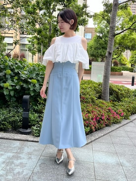 「AND COUTURE（アンドクチュール）のバルーンオフショルコンビプルオーバー（Tシャツ/カットソー、ホワイト系）」を使った、AND COUTUREさん（レディース・165cm）の夏コーディネート