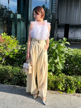 「AND COUTURE（アンドクチュール）のベルト付きハイウエストワイドパンツ（その他パンツ、イエロー系）」を使った、AND COUTUREさん（レディース・165cm）の夏コーディネート