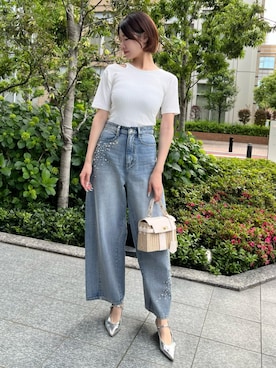 「AND COUTURE（アンドクチュール）のビジューデニムワイドパンツ（デニムパンツ、ブルー系）」を使った、AND COUTUREさん（レディース・165cm）の夏コーディネート