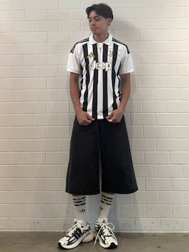 「adidas（アディダス）のユベントス 26/27 ホームジャージー/ アディダス adidas（Tシャツ/カットソー、ホワイト系）」を使った、SZさん（メンズ・178cm）の夏コーディネート