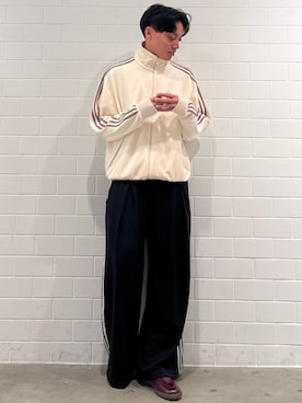 「アイテム（ジャージ、ホワイト系）」を使った、SZさん（メンズ・178cm）の秋コーディネート