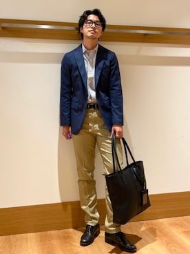 「アイテム（ビジネスシャツ）」を使った、大塚さん（メンズ・171cm）の夏コーディネート