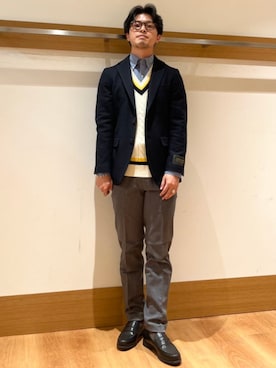 「シップス」｜「アイテム（スラックス）」を使った、大塚さん（メンズ・171cm）の冬コーディネート