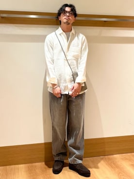 「SHIPS Colors（シップス カラーズ）のアイテム」を使った、大塚さん（メンズ・171cm）の春コーディネート