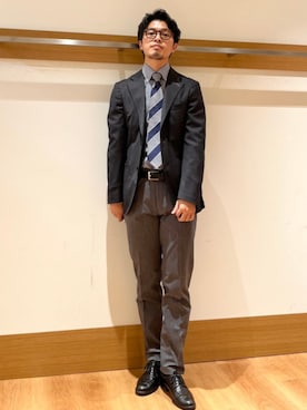 「アイテム（スーツジャケット）」を使った、大塚さん（メンズ・171cm）の秋コーディネート